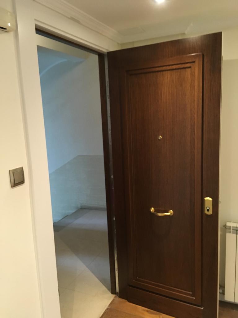 PUERTAS ACORAZADAS EN Burjassot